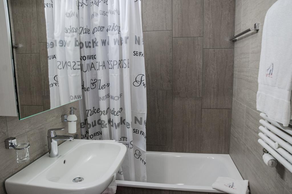 Reloc Serviced Apartments Zurich-Oerlikon Rum bild
