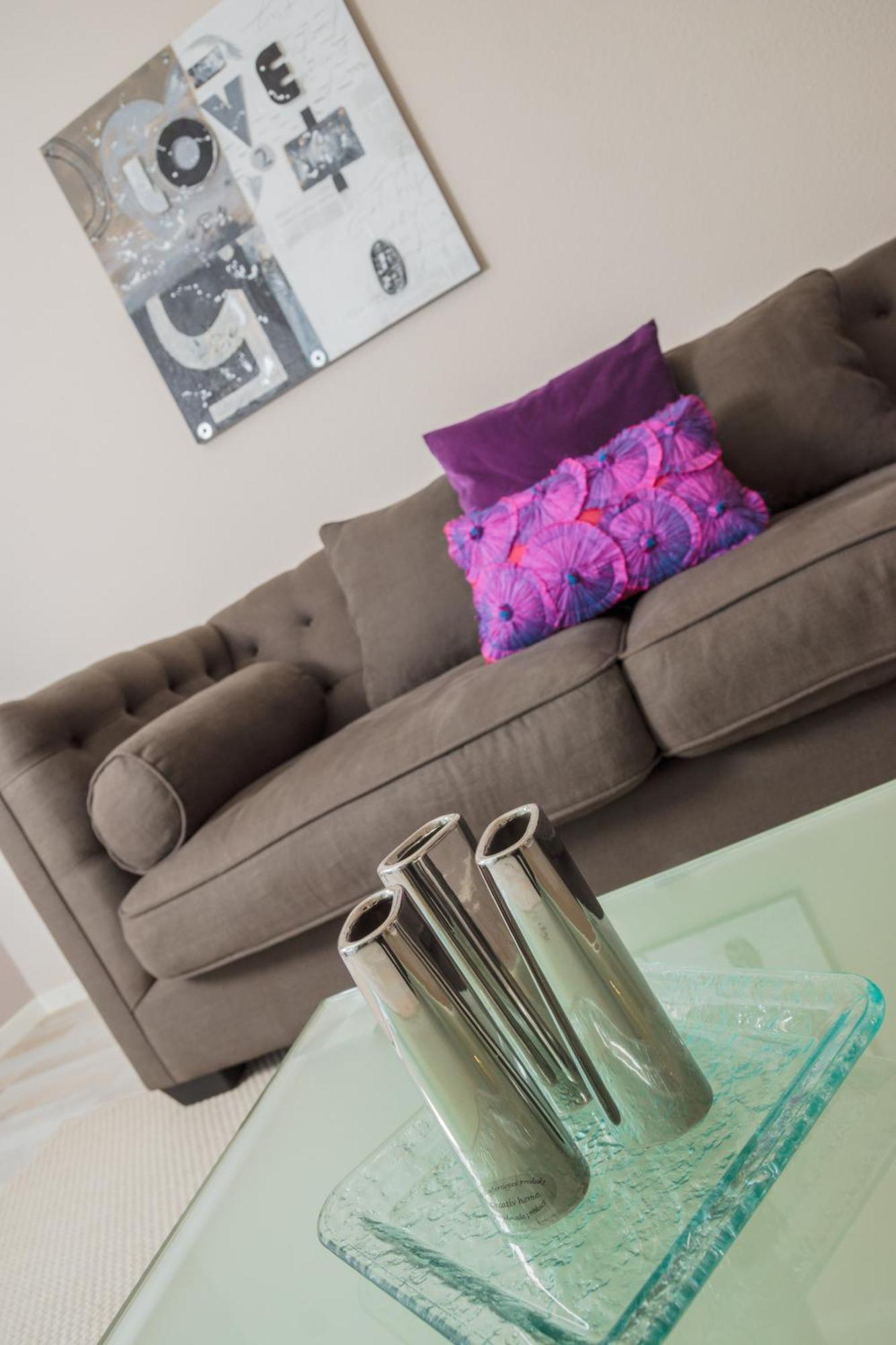 Reloc Serviced Apartments Zurich-Oerlikon Rum bild