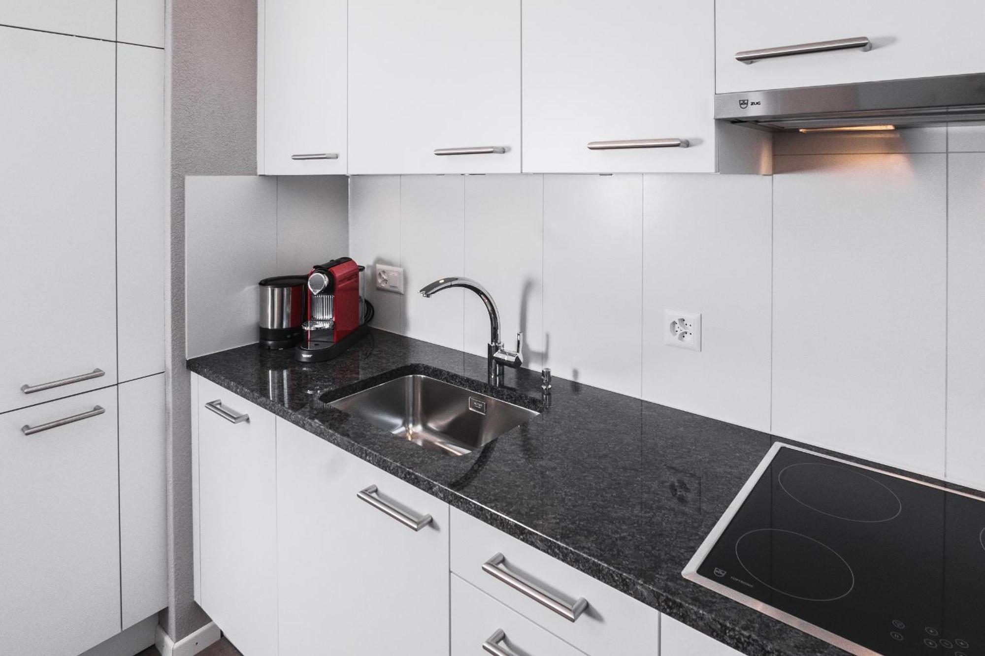 Reloc Serviced Apartments Zurich-Oerlikon Rum bild