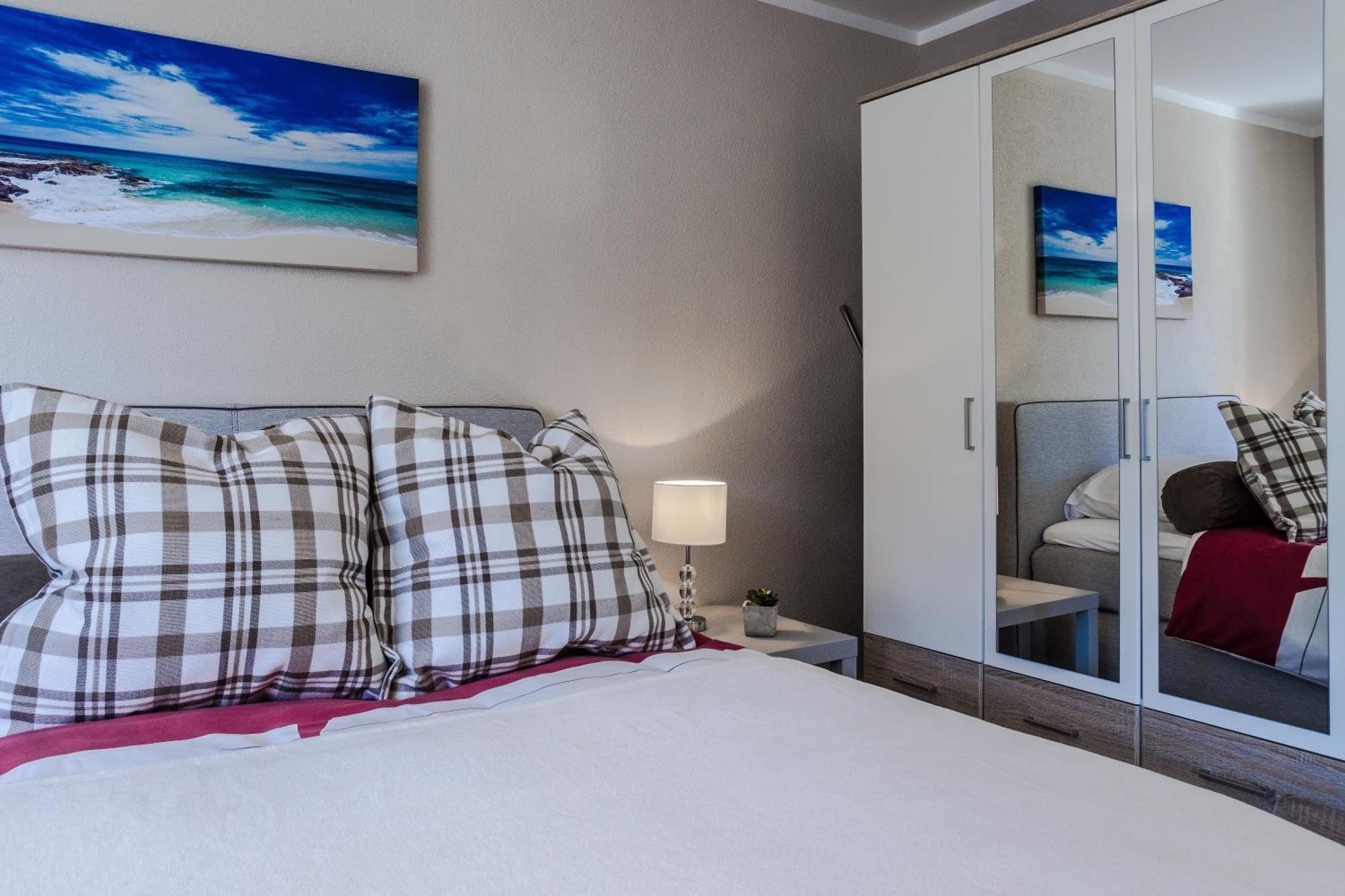 Reloc Serviced Apartments Zurich-Oerlikon Rum bild