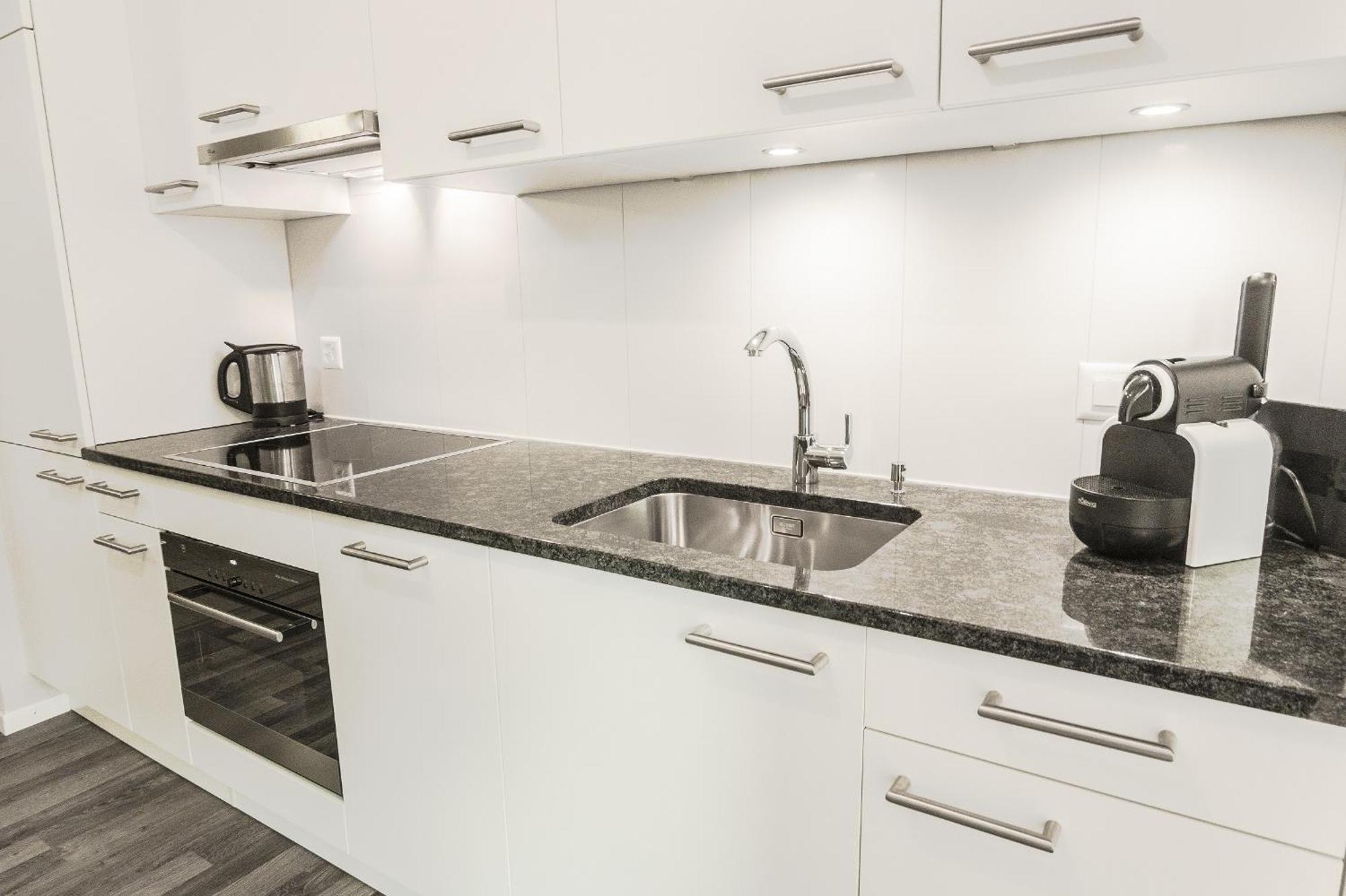 Reloc Serviced Apartments Zurich-Oerlikon Rum bild