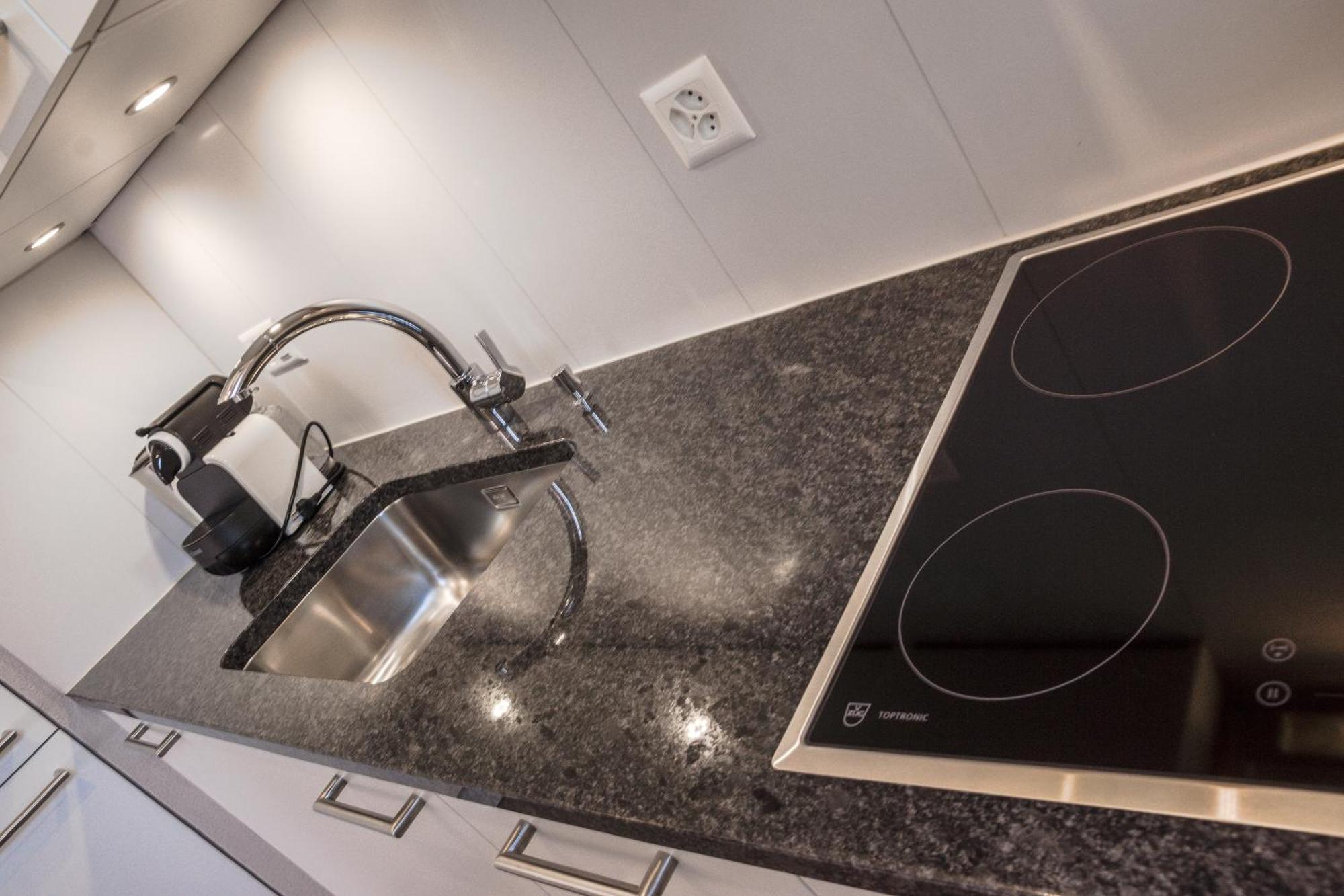 Reloc Serviced Apartments Zurich-Oerlikon Rum bild