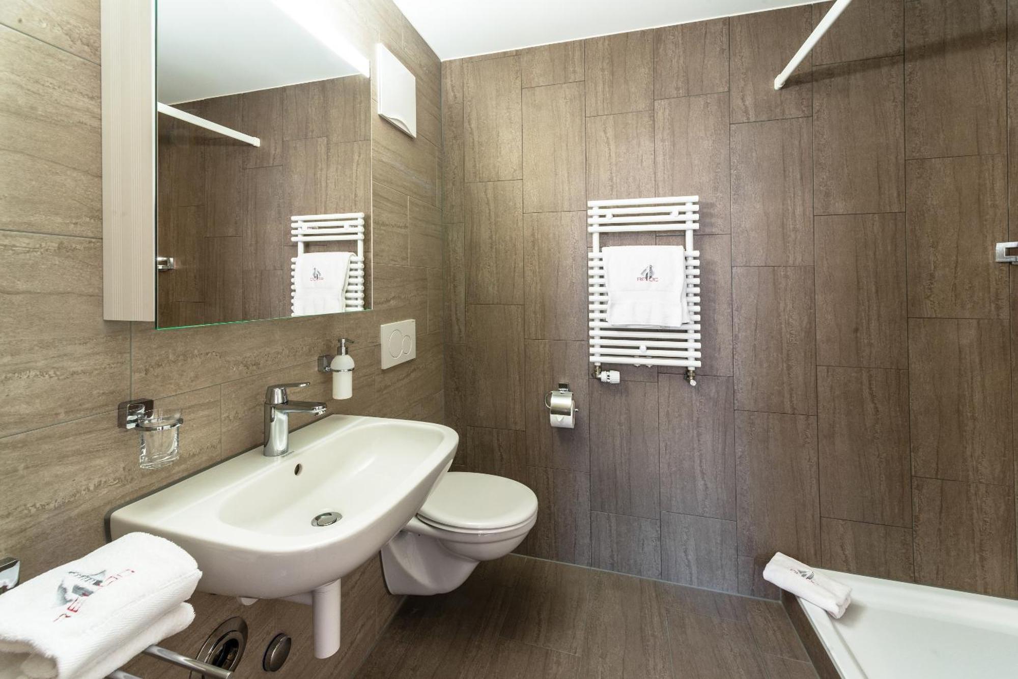 Reloc Serviced Apartments Zurich-Oerlikon Rum bild